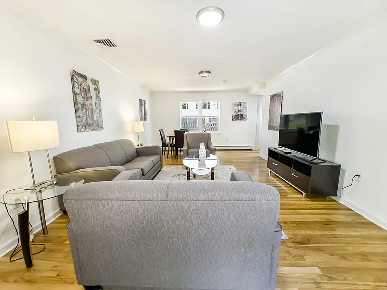 235 Cardinal Medeiros Ave #1 — Photo 7