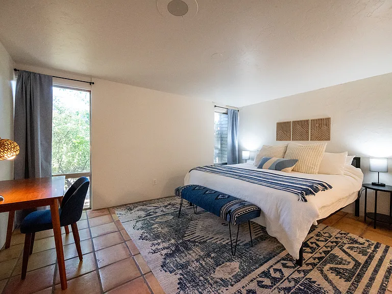 5701 N Glenn St #5 — Photo 9