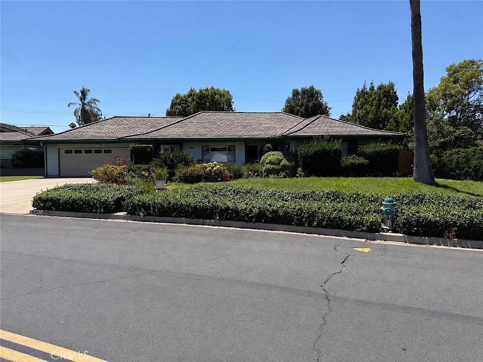 1st image of 541 Briarwood Dr
