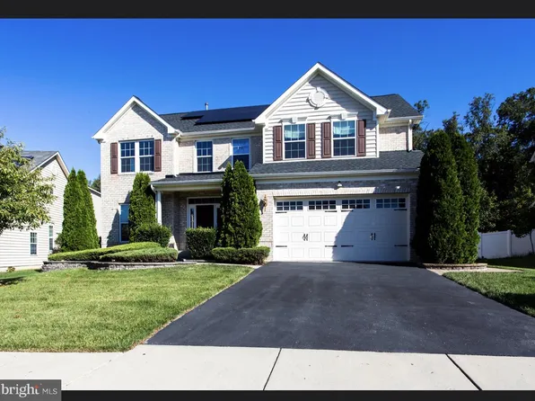 2960 Kincaid Dr, Waldorf, MD 20603