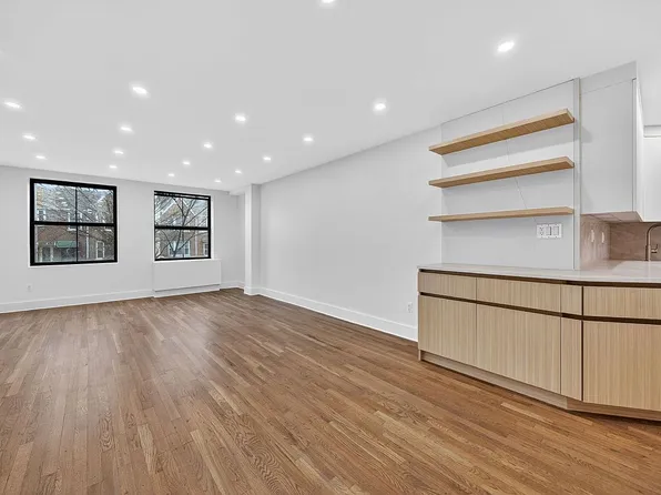 1139 Prospect Ave APT 2E, Brooklyn, NY 11218