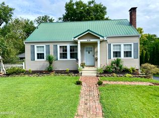215 Doughty Dr, Knoxville, TN 37918