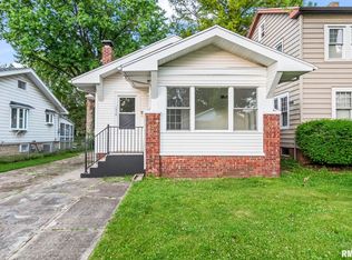 1836 S Douglas Ave, Springfield, IL 62704