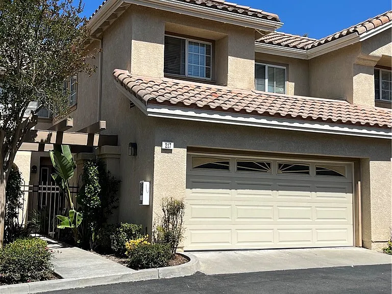 217 Encantado Cyn — Photo 1