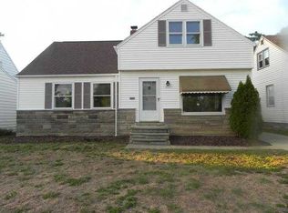 4111 Lowden Rd, South Euclid, OH 44121