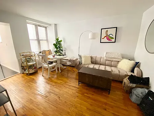 135 Charles St #LA Photo 1 135 Charles St #LA Photo 1