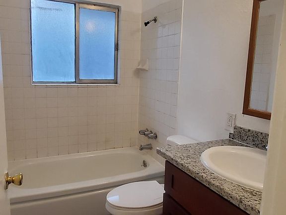 5th image of 2748 Kollmar Dr APT 2