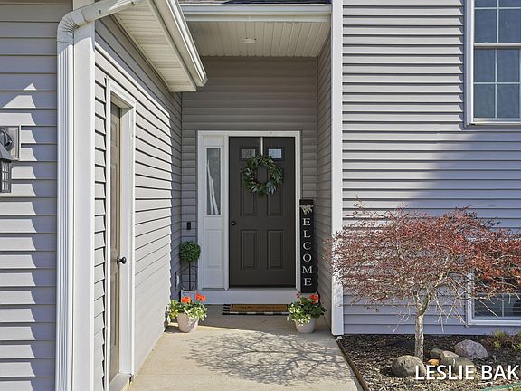 3rd image of 9429 Northwind Dr