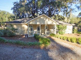 78 Sams Point Rd, Beaufort, SC 29907
