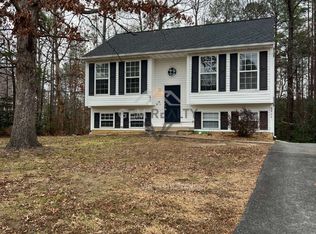 8911 Leeds Ct, Fredericksburg, VA 22408
