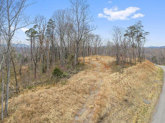 5th image of 2 Moorman Rd