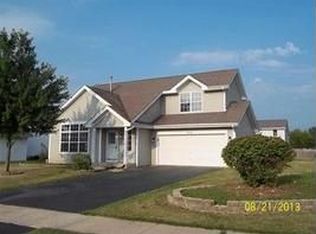 412 Wedgewood Ln, Belvidere, IL 61008