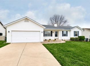 3933 Cambridge Crossing Dr, Saint Charles, MO