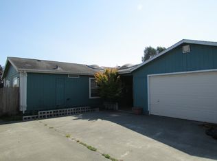 1686 Murray Rd, McKinleyville, CA 95519