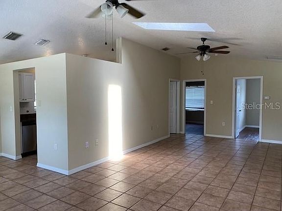 2nd image of 2779 Cypress Dr