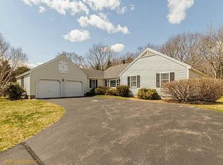 35 Hunts Point Rd, Cape Elizabeth, ME 04107