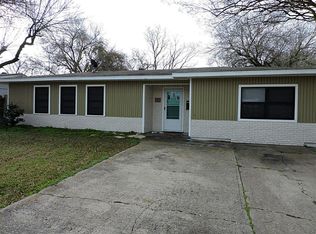 1521 16th Ave N, Texas City, TX 77590