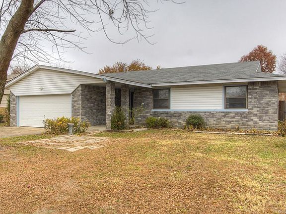 2nd image of 589 E 139th Pl S