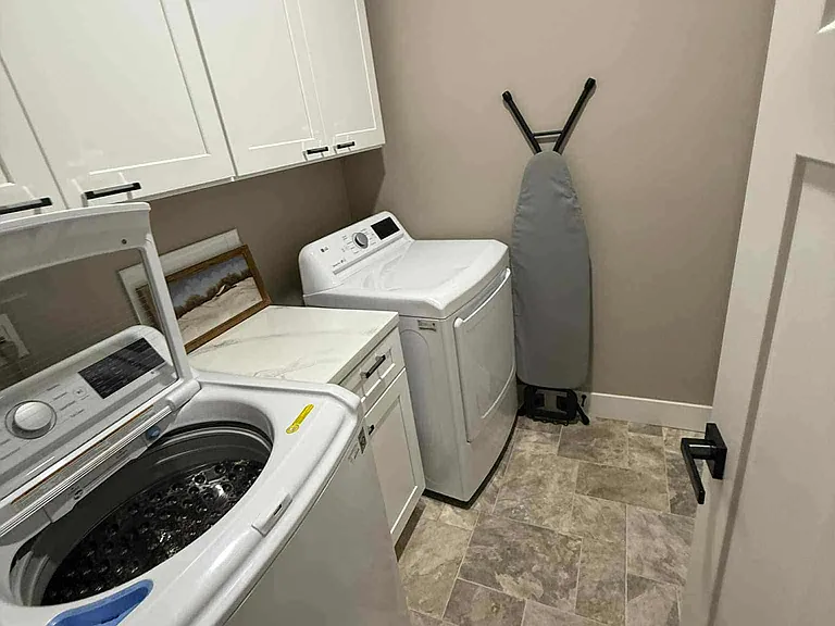 1113 W Blaine Ave #2 — Photo 12
