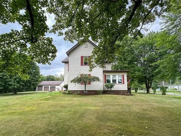 1196 Fawn Dr, Jamestown, PA 16134
