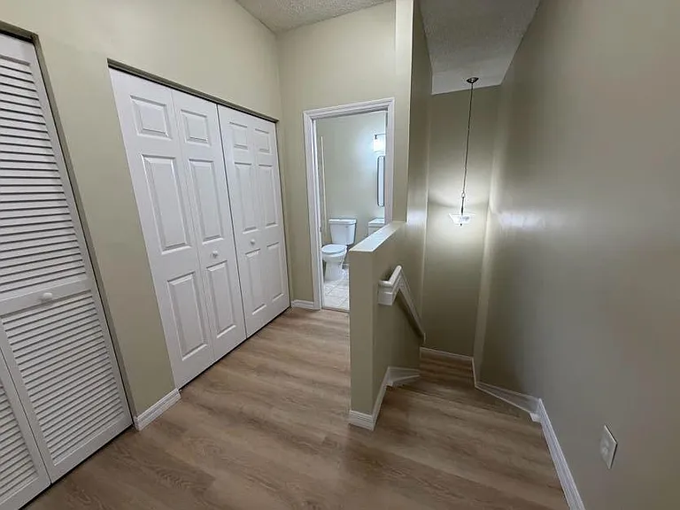 2925 Crestwood Ter #5204 — Photo 10