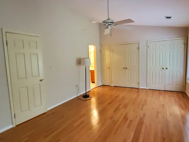 9691 Mason Bluff Ct — Photo 13