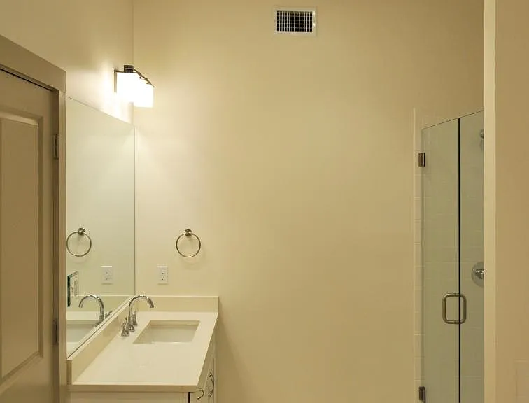 320 N Carrollton Ave #305 — Photo 8