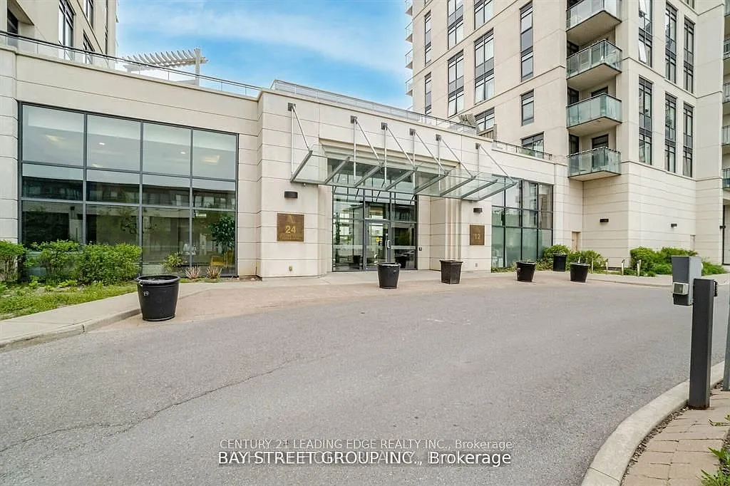 24 Woodstream Blvd — Photo 3