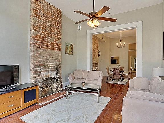 4th image of 1210 Camp St APT D