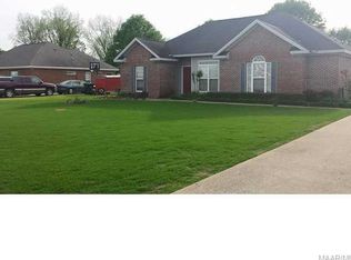 189 Scarlett Oak Dr, Deatsville, AL 36022