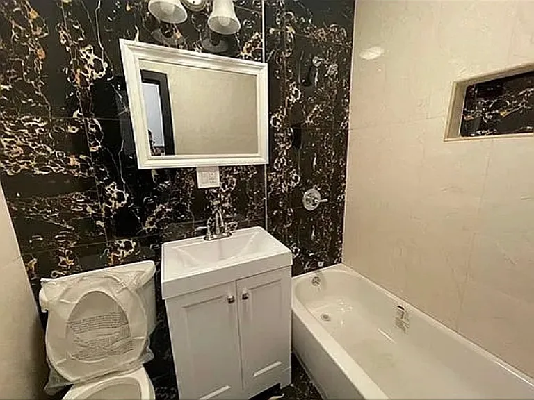 950 Bergen St #10A — Photo 12