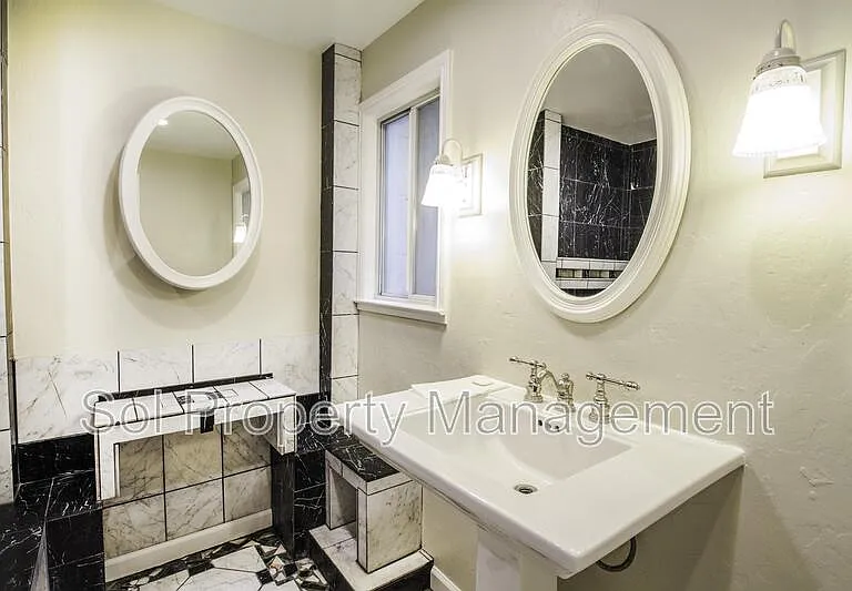 153 Pine Ave — Photo 6