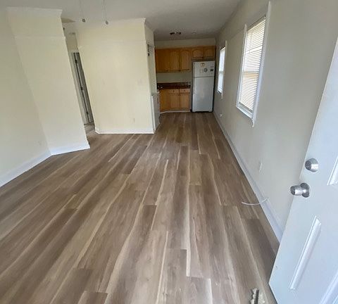5th image of 695 United Ave SE #B