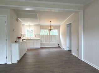 24 Shagbark Ct E, Harleysville, PA 19438