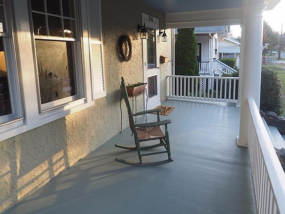 3rd image of 316 Westover Blvd