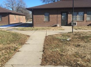 440 N A St APT 10, Fairfield, NE 68938