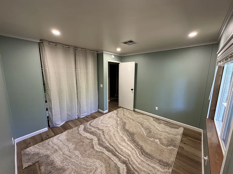 1723 Balboa Rd — Photo 2