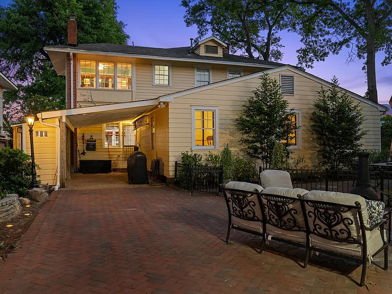 2509 Bellevue Ave — Photo 30