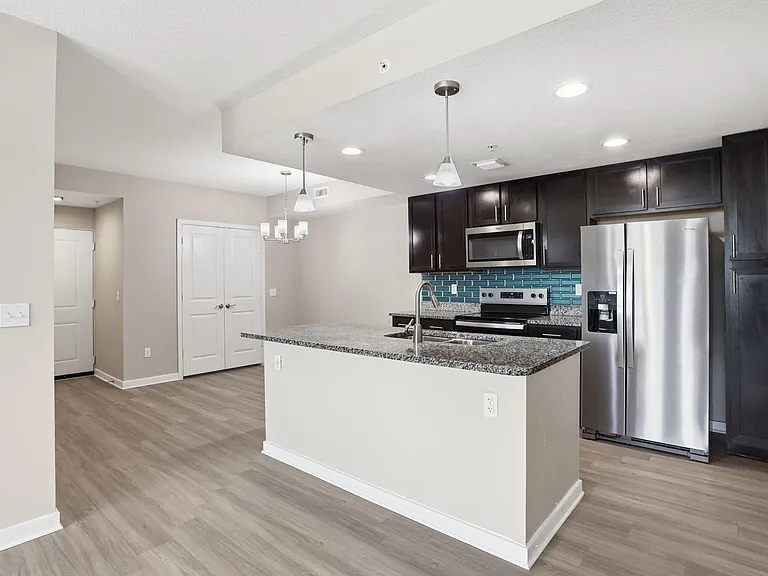 3611 High Ridge Way #302 — Photo 4