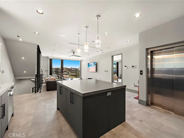 228 Hazel Dr — Photo 17
