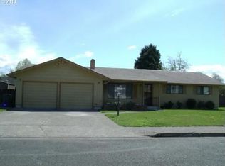 4470 Catalina St, Eugene, OR 97402