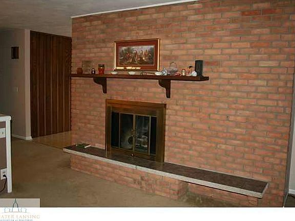 3rd image of 6 Apple Blossom Ln