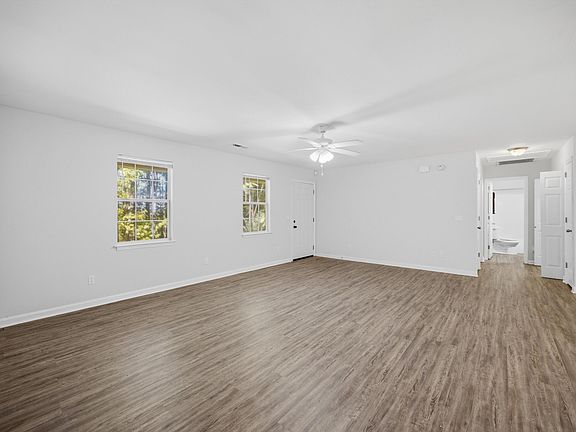 4th image of 2250 Morris Hill Rd