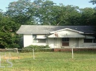 285 Thompson Cir SE, Milledgeville, GA 31061