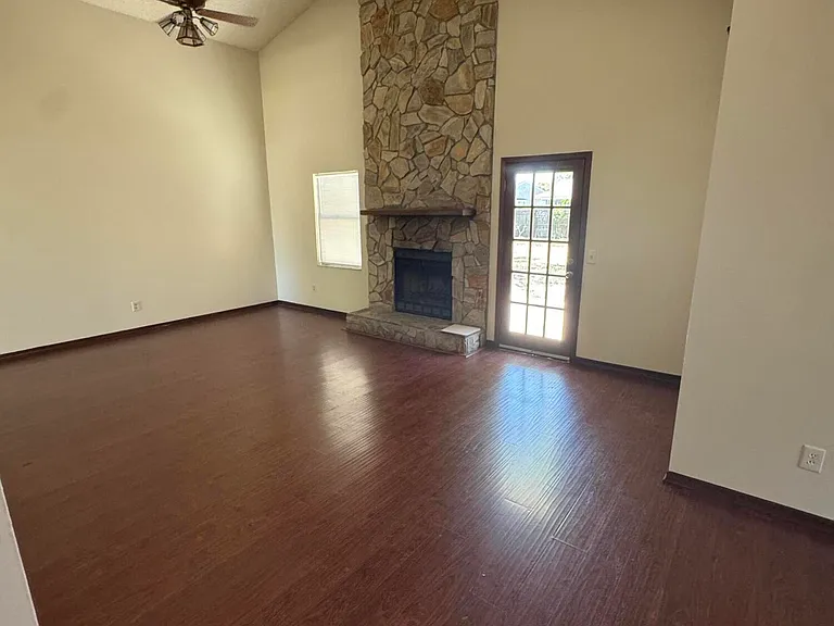 8321 Crosswind Rd — Photo 16