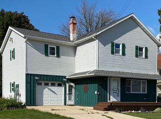 W6696 County Road C, Burnett, WI 53922