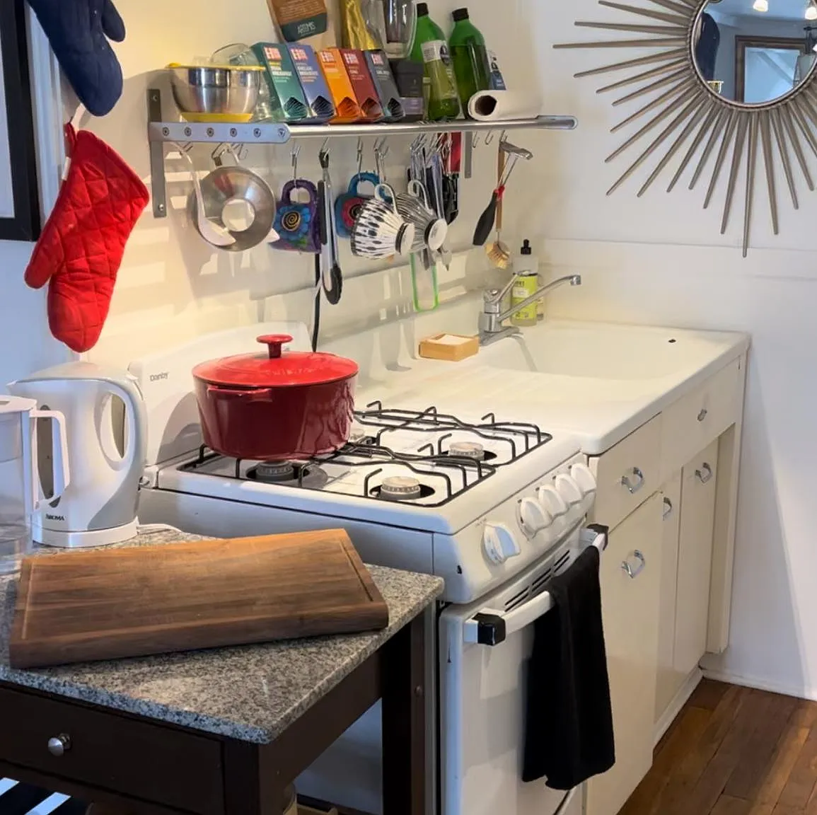 Studio, 560 sqft, $750 — Photo 4