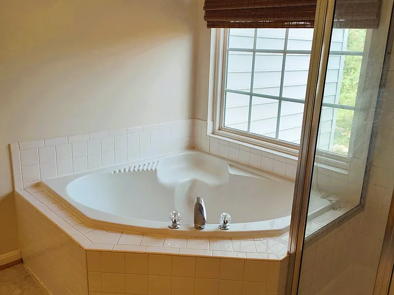 2nd floor, master bath
