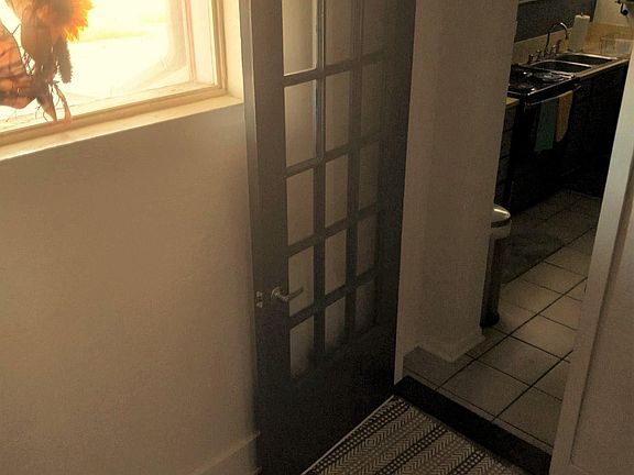 3rd image of 1501 11th Ave #2
