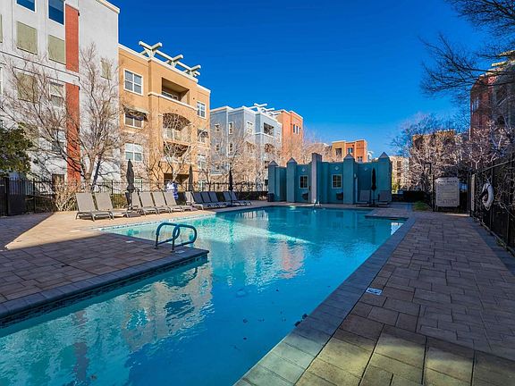 4th image of 32 E Serene Ave Unit 114